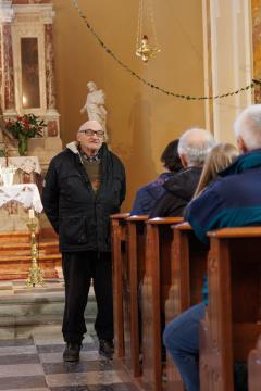 Duhovni pomočnik Anton Ličan predstavlja cerkev sv. Helene na Premu